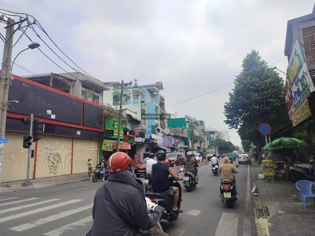 Bán Nhà Phố Nội Thất Nội Thất Đầy Đủ, TP. Hồ Chí Minh, 120M²