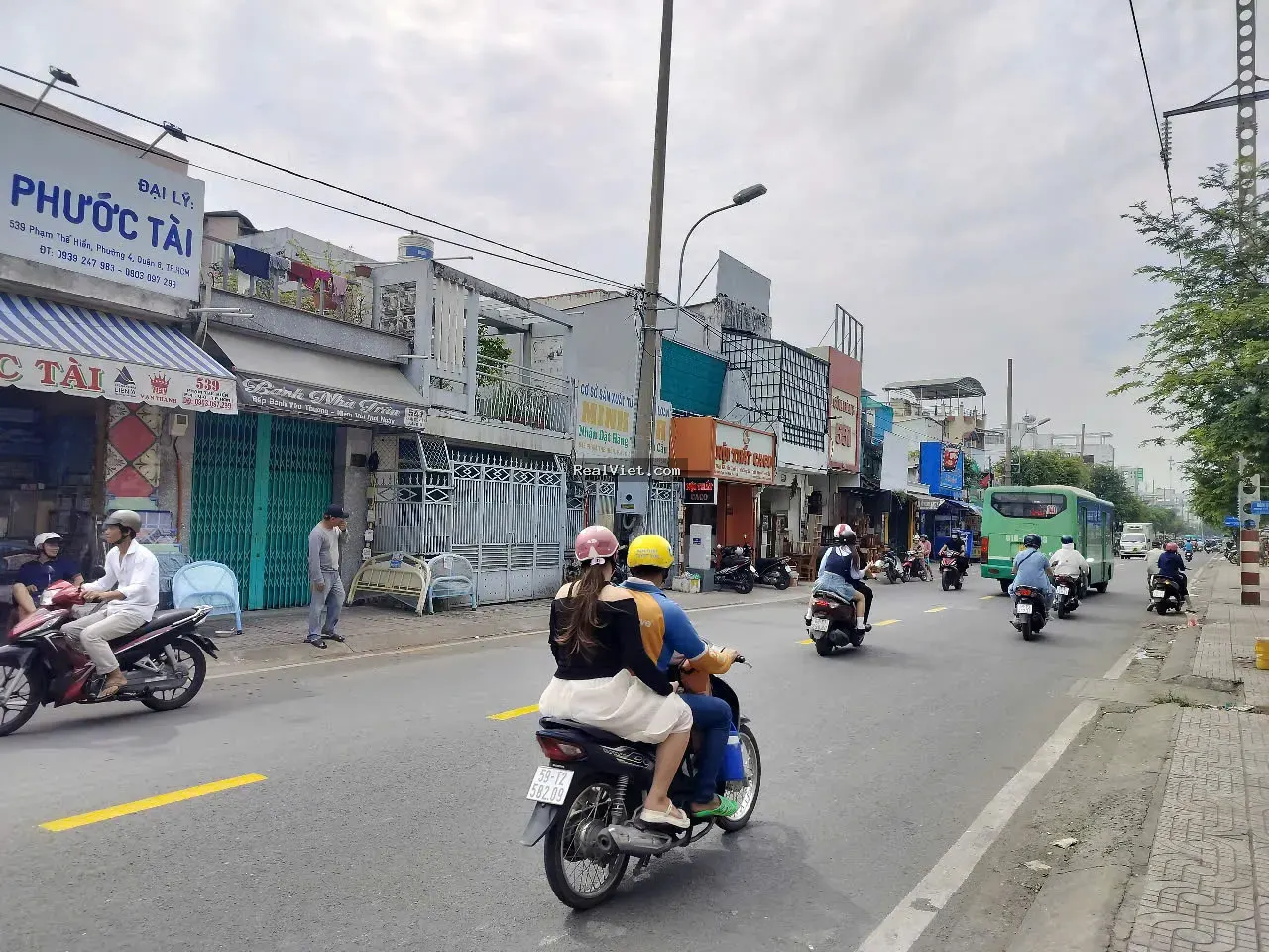 Bán Nhà Phố Đường Nguyễn Gia Trí, TP. Hồ Chí Minh, 100M², Giá 50 Tỷ